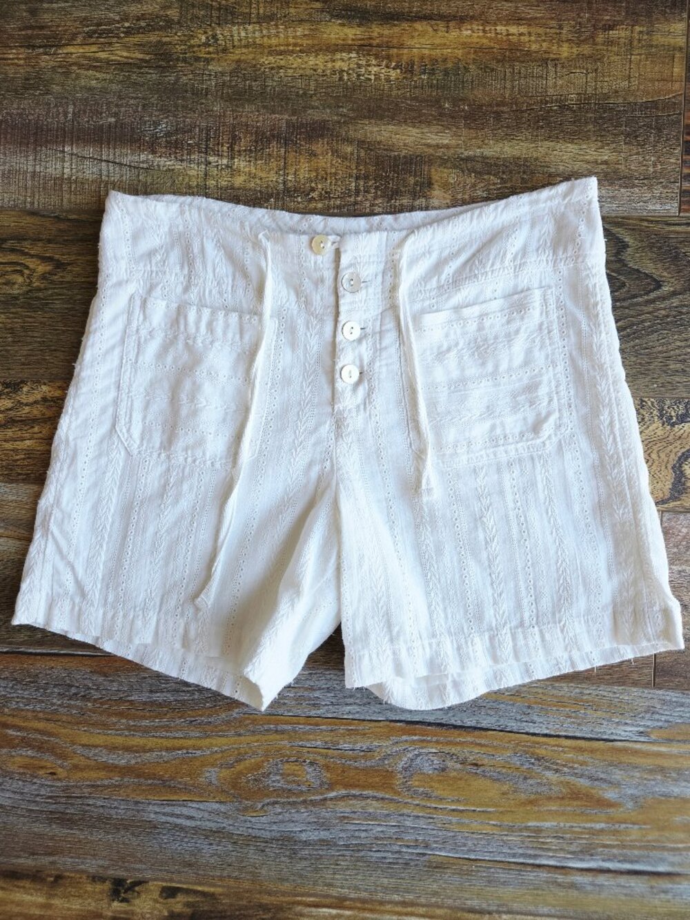 Sundance Gigi Eyelet Embroidered Shorts Drawstring Pocket Lined White Cotton